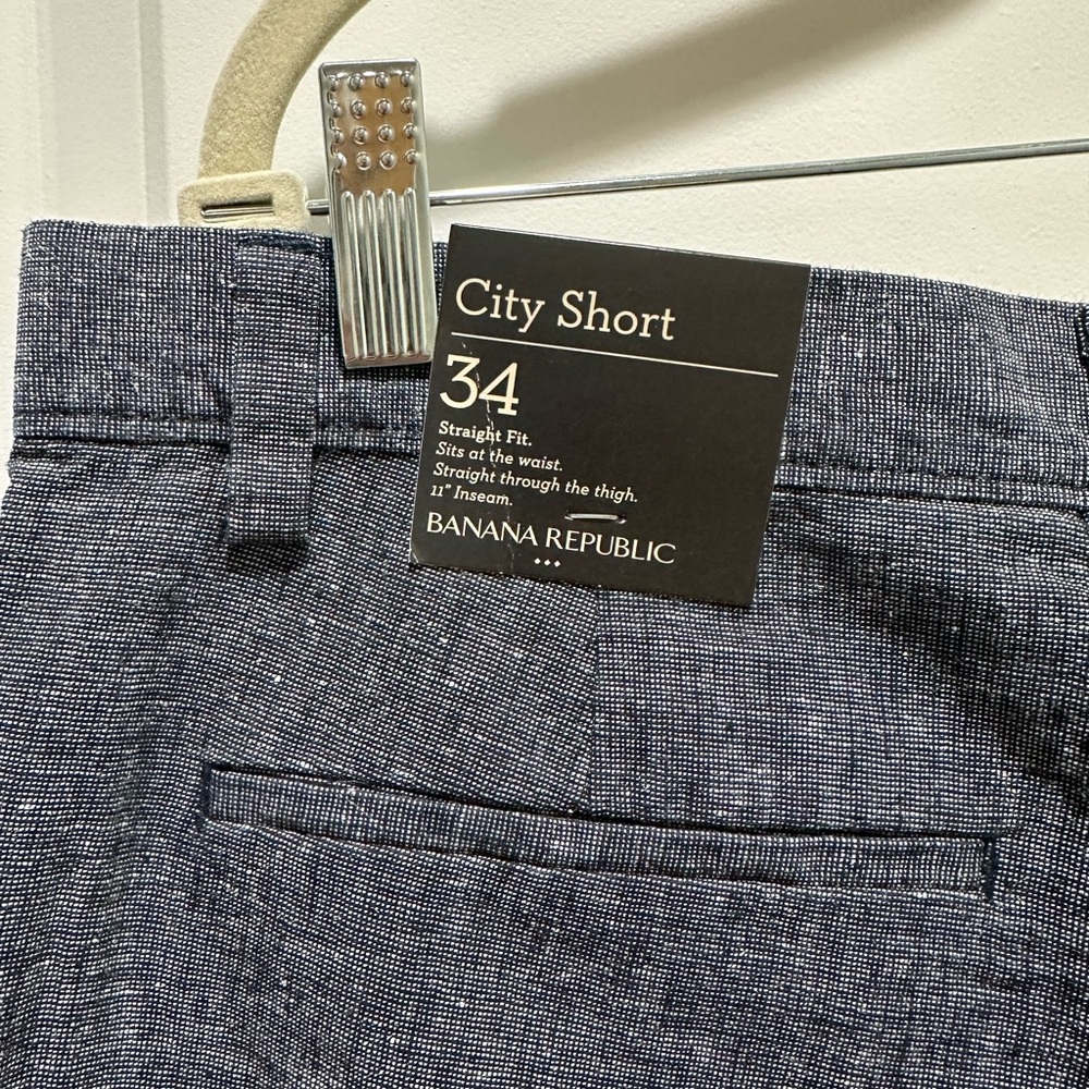 NWT Men’s navy shorts by Banana Republic